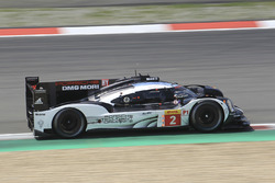 #2 Porsche Team Porsche 919 Hybrid: Romain Dumas, Neel Jani, Marc Lieb