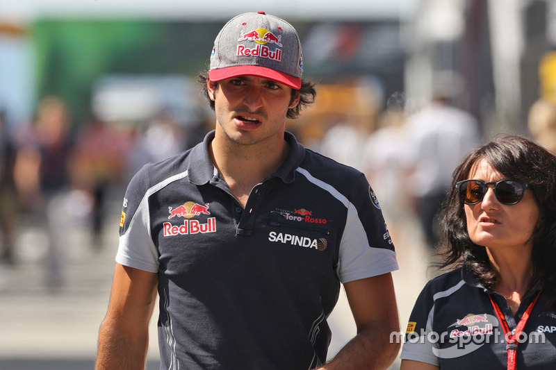 Apesar da careta, Carlos Sainz Jr. foi quem se destacou na tabela, saltando de 12º para décimo com o oitavo lugar conquistado em Hungaroring.