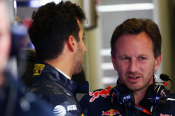Daniel Ricciardo, Red Bull Racing avec Christian Horner, directeur Red Bull Racing