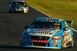 Scott McLaughlin, Garry Rogers Motorsport Volvo