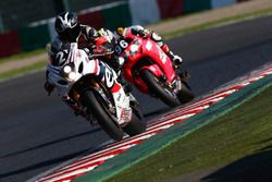 #2 Team R2CL, Suzuki: Nicloas Pouhair, Aaron Morris, Antonio Alarcos