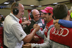 Dr. Ing. Stefan Knirsch, Dr. Wolfgang Ullrich, Head of Audi Sport, Lucas di Grassi, Audi Sport Team