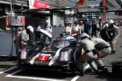 #1 Porsche Team Porsche 919 Hybrid: Timo Bernhard, Mark Webber, Brendon Hartley