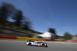 #1 Porsche Team Porsche 919 Hybrid: Timo Bernhard, Mark Webber, Brendon Hartley