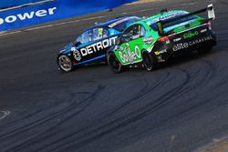 Fabian Coulthard, Team Penske Ford and Mark Winterbottom, Prodrive Racing Australia Ford