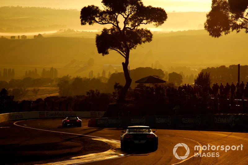 #18 KCMG  Nissan GT-R Nismo GT3: Alexandre Imperatori, Oliver Jarvis, Edoardo Liberati