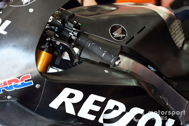 Мотоцикл Honda RC213V