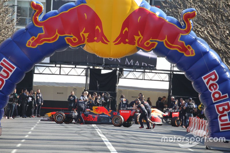 Red Bull Tokyo Gösteri Sürüşü