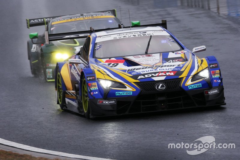 #19 WedsSport ADVAN LC500