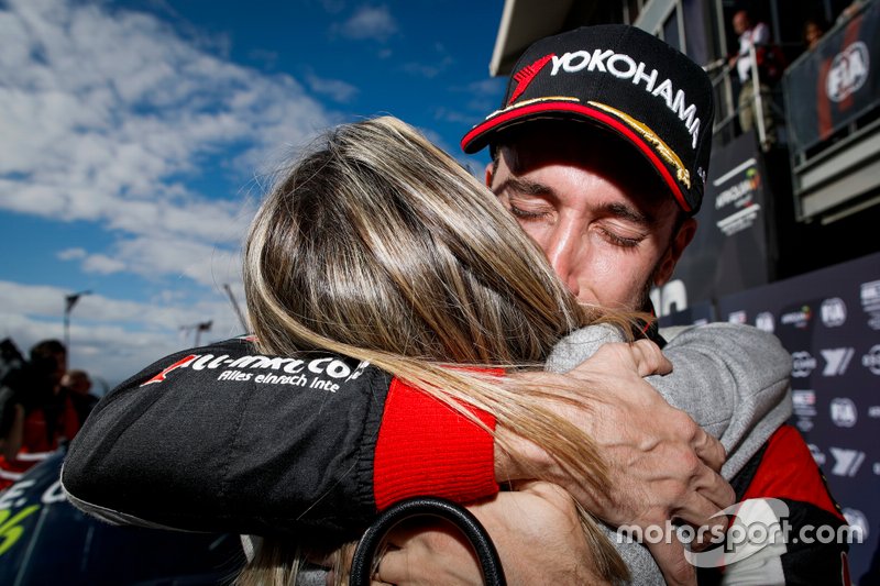 Ganador de la carrera Esteban Guerrieri, ALL-INKL.COM Münnich Motorsport Honda Civic Type R TCR