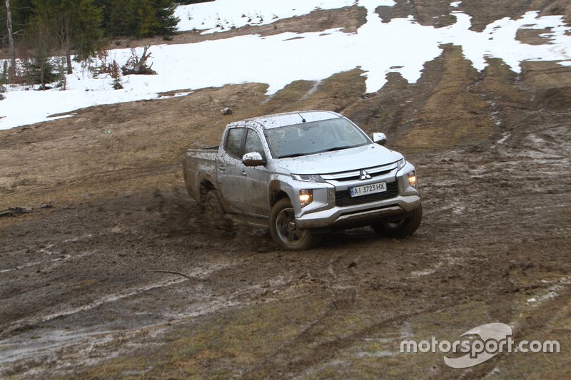Mitsubishi L200