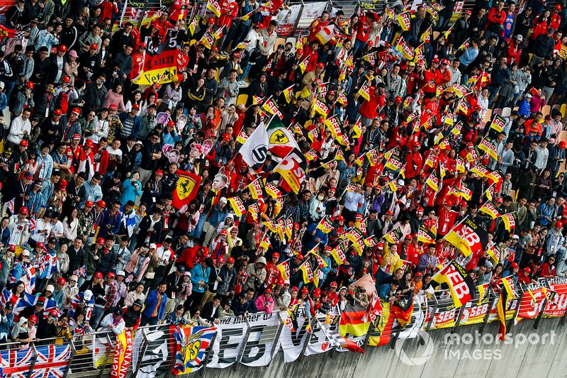 Pubblico sostiene Sebastian Vettel, Ferrari