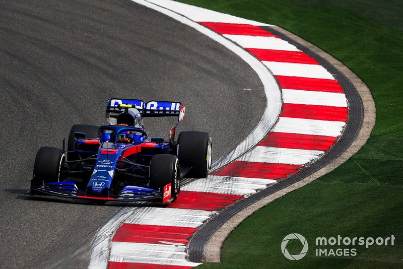 Alexander Albon, Toro Rosso STR14: desde el pitlane