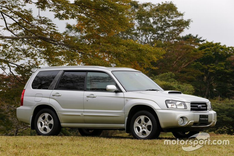 Subaru Forester другої генерації, роки виробництва: 2002–2007.