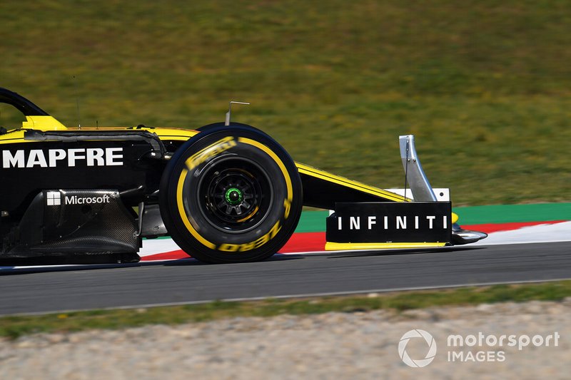 Nico Hulkenberg, Renault F1 Team R.S. 19, avec un système de mesure sur l'aileron avant