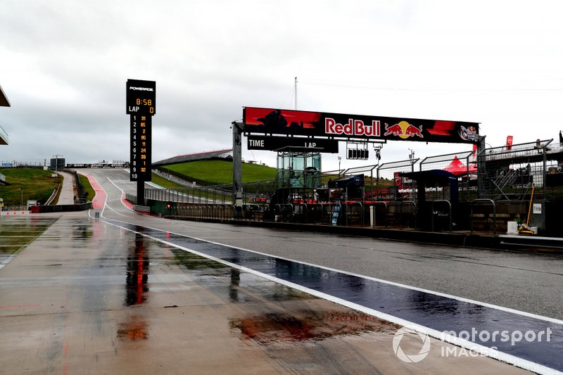 Pitlane mojado