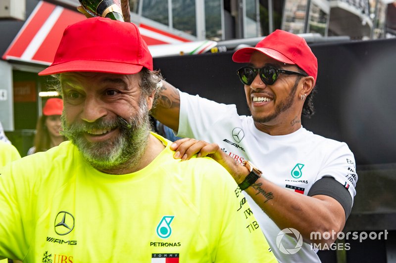 Lewis Hamilton, Mercedes AMG F1, 1st position, celebrates with his team
