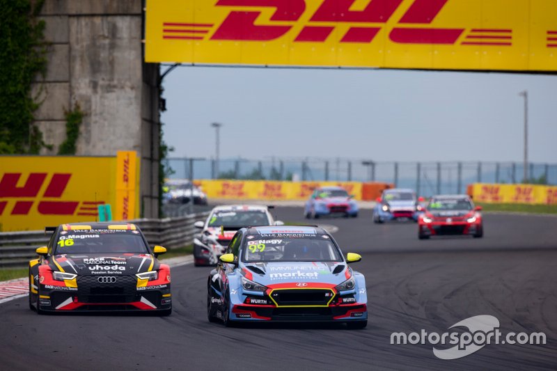 Dániel Nagy, M1RA Motorsport Hyundai i30 N TCR, Gilles Magnus, Comtoyou Racing Audi RS 3 LMS
