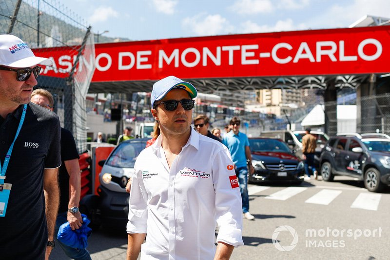 Felipe Massa, Venturi Formula E,on a track walk