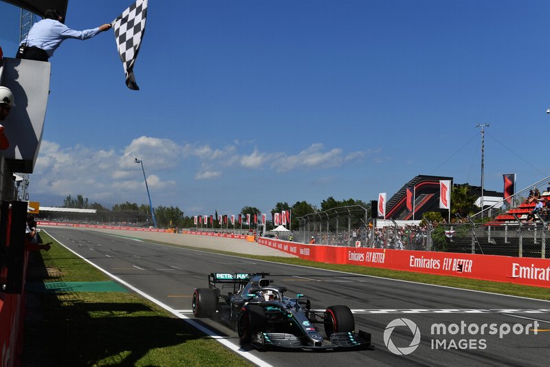 Hamilton and Mercedes celebrate yet another win