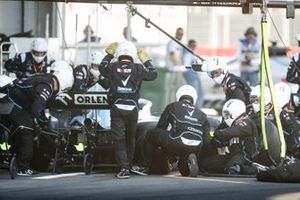 Robert Kubica, Williams FW42 pit stop 