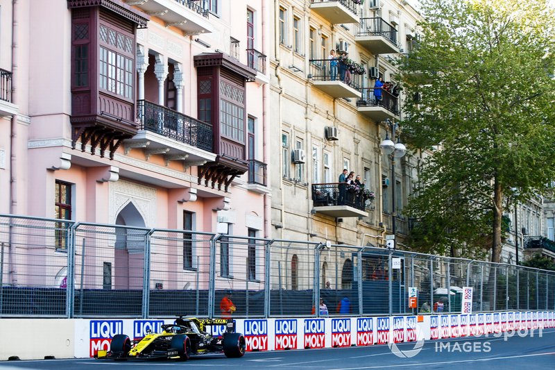 Daniel Ricciardo, Renault R.S.19