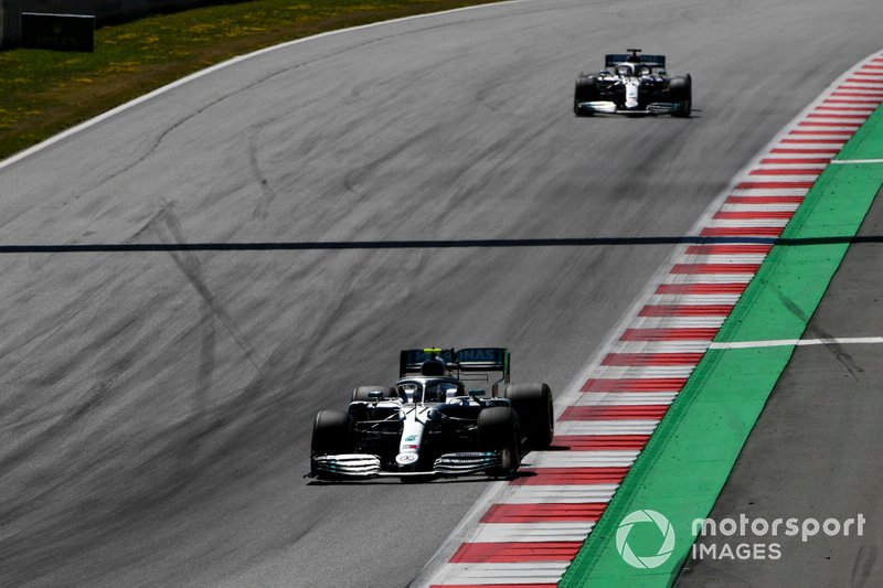 Valtteri Bottas, Mercedes AMG W10, Lewis Hamilton, Mercedes AMG F1 W10