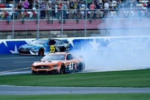 Daniel Suarez, Stewart-Haas Racing, Ford Mustang ARRIS