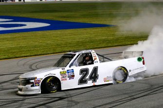 Race Winner Brett Moffitt, GMS Racing, Chevrolet