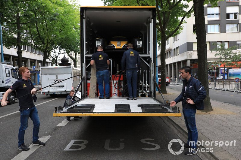#29 Racing Team Nederland Dallara P217