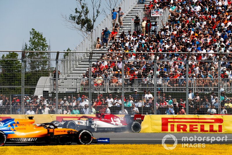 Antonio Giovinazzi, Alfa Romeo Racing C38, melintir