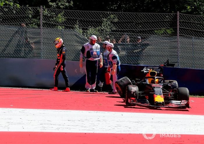 Choque de Max Verstappen, Red Bull Racing RB15
