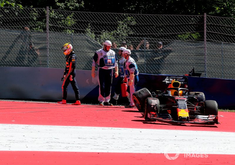Choque de Max Verstappen, Red Bull Racing RB15
