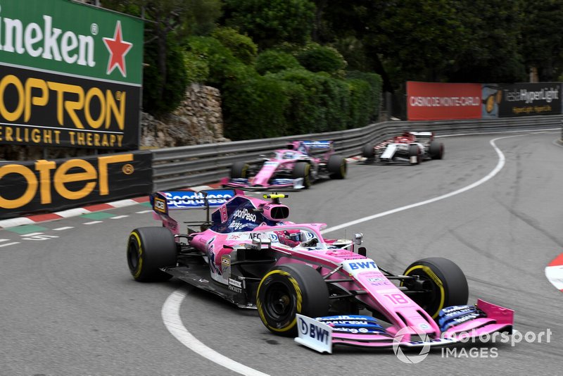 Lance Stroll, Racing Point RP19, Sergio Perez, Racing Point RP19, y Kimi Raikkonen, Alfa Romeo Racing C38