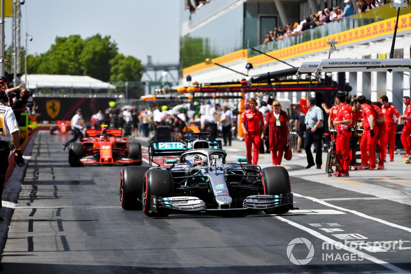 Lewis Hamilton, Mercedes AMG F1 W10, Charles Leclerc, Ferrari SF90