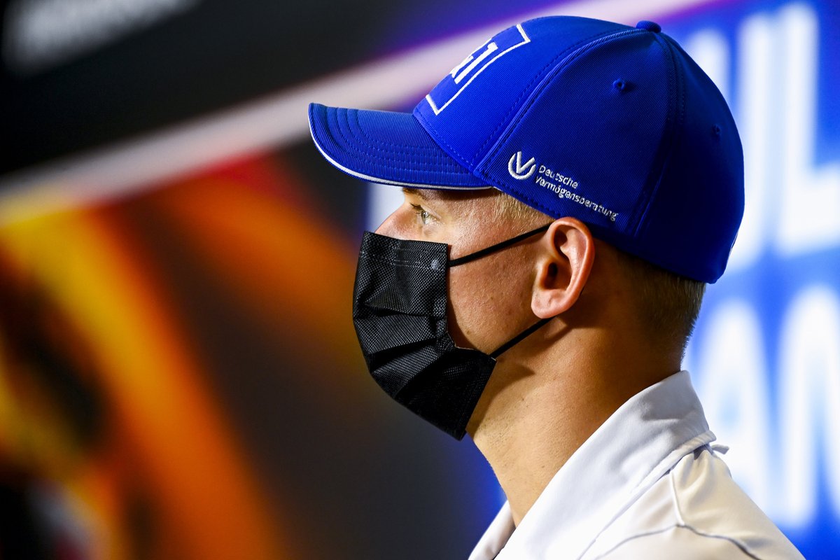 Mick Schumacher, Haas F1 en la conferencia de prensa