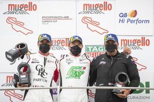 Podio: Marco Cassarà, Raptor Engineering, Alex De Giacomi, Tsunami RT e Piergiacomo Randazzo, AB Racing