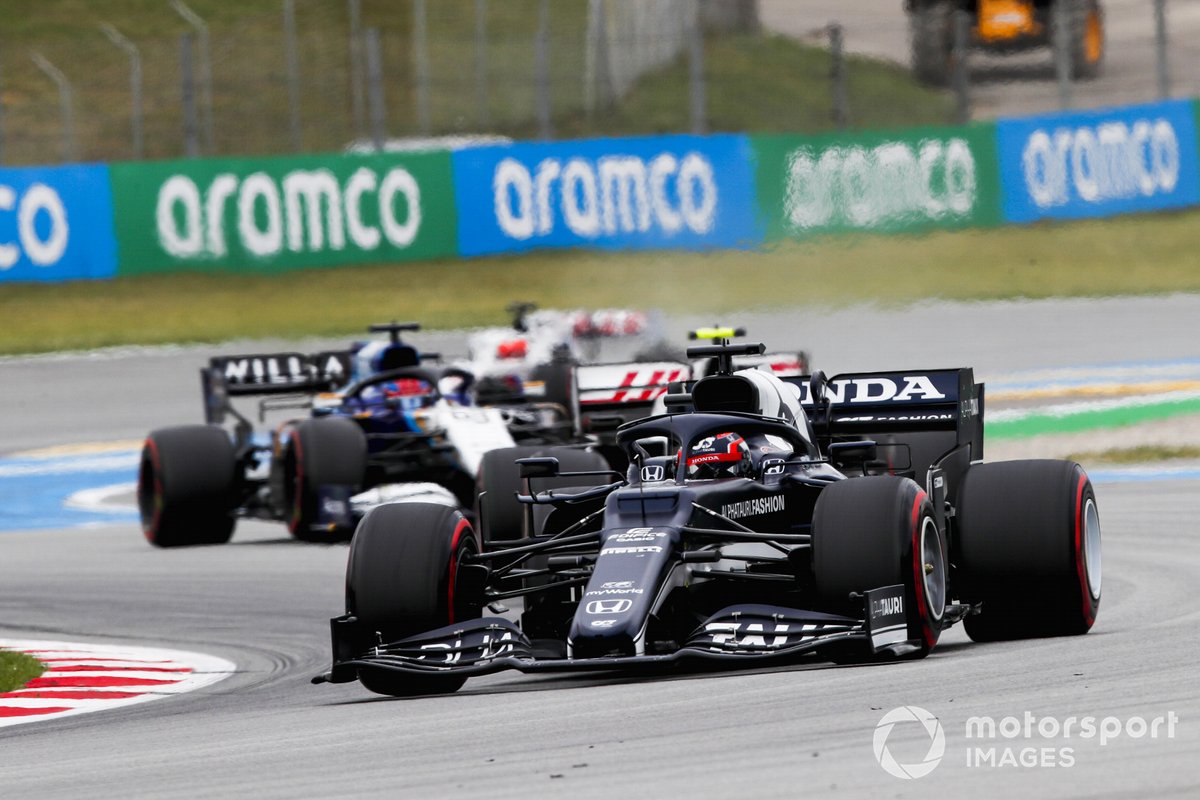 Pierre Gasly, AlphaTauri AT02, George Russell, Williams FW43B