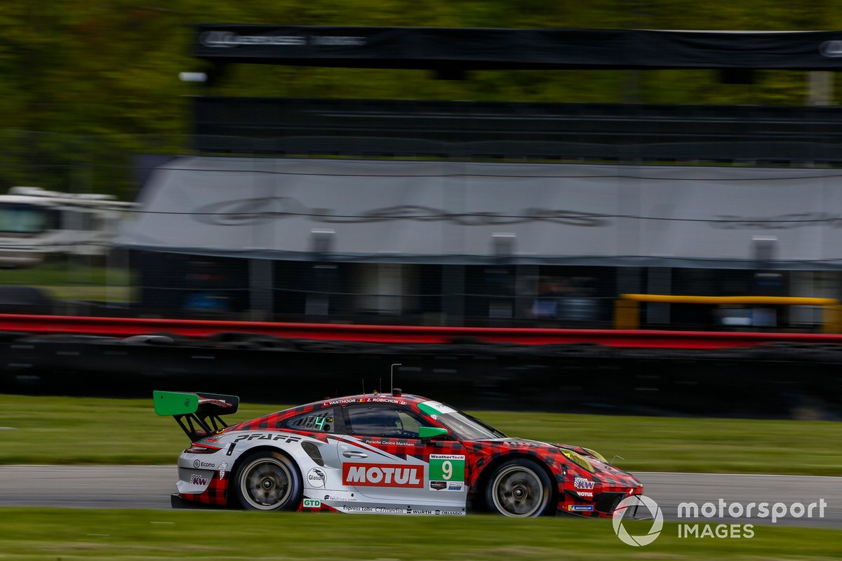 #9: PFAFF Motorsports Porsche 911 GT3R, GTD: Zacharie Robichon, Laurens Vanthoor