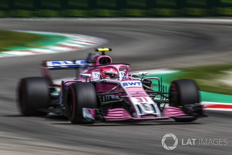 8: Esteban Ocon, Racing Point Force India VJM11, 1'21.099