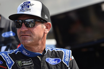 Clint Bowyer, Stewart-Haas Racing, Ford Fusion Haas 30 Years of the VF1