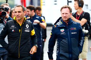 Cyril Abiteboul, Managing Director, Renault Sport F1 Team, met Christian Horner, teambaas Red Bull Racing