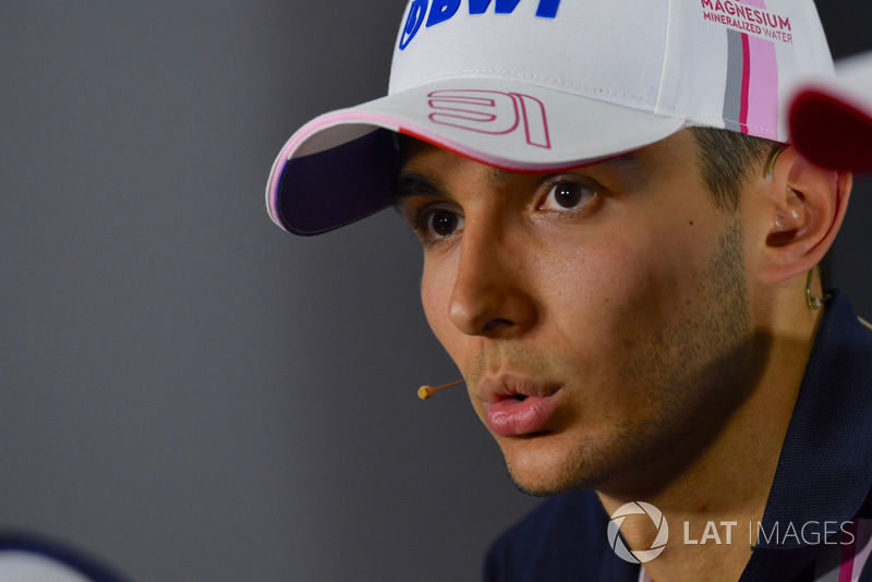 Esteban Ocon, Racing Point Force India F1 Team, en rueda de prensa