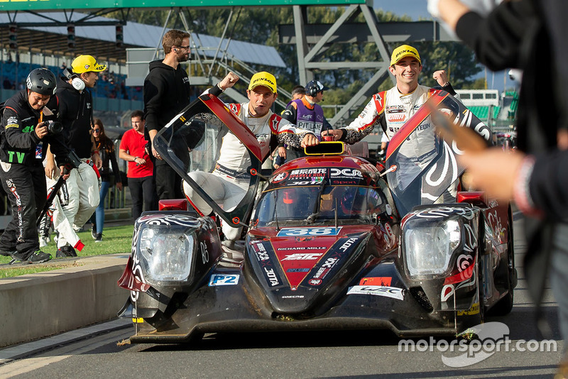 ganadores LMP2 #38 Jackie Chan DC Racing Oreca 07 Gibson: Ho-Ping Tung, Gabriel Aubry, Stephane Richelmi