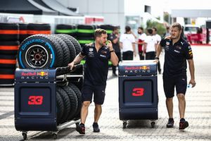 Red Bull Racing mechanics with tyres for Daniel Ricciardo, Red Bull Racing and Max Verstappen, Red Bull Racing