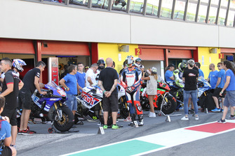 Atmosfera in pit lane