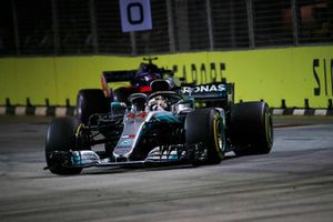 Lewis Hamilton, Mercedes AMG F1 W09 EQ Power+