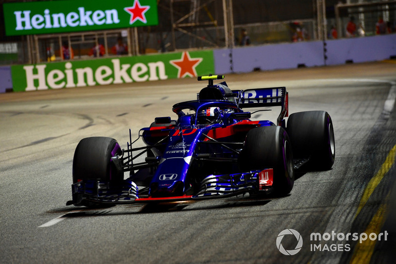 15: Pierre Gasly, Scuderia Toro Rosso STR13, 1'39.691