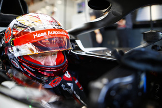 Kevin Magnussen, Haas F1 Team, dans son cockpit