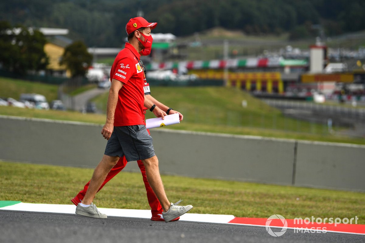 Sebastian Vettel, Ferrari cammina in pista